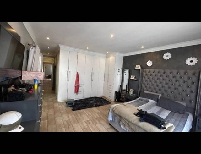 3 BEDROOM HOUSE FOR SALE IN SUNNYRIDGE
